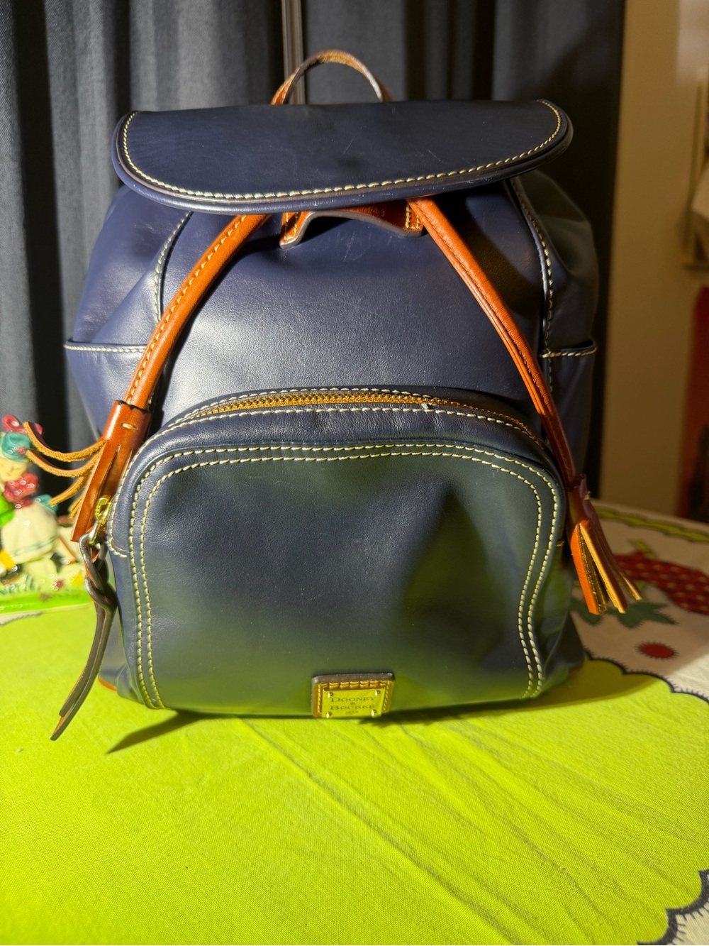 Dooney & Bourke Navy Leather Backpack with Tan Trim💙 Murphy Style